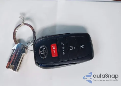 2025 Toyota Tundra Crewmax Platinum/Crewmax 1794 из США, поврежденный, VIN 5TFMA5DB3SX239141